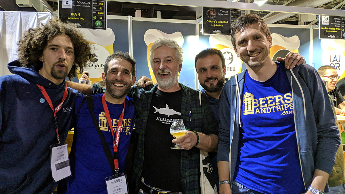 El equipo de Beers And Trips con los brewers de Dougall's en el BBF